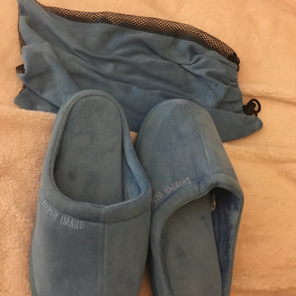 Sharper Image memory foam slippers. Size 8 - Picture 8 of 8